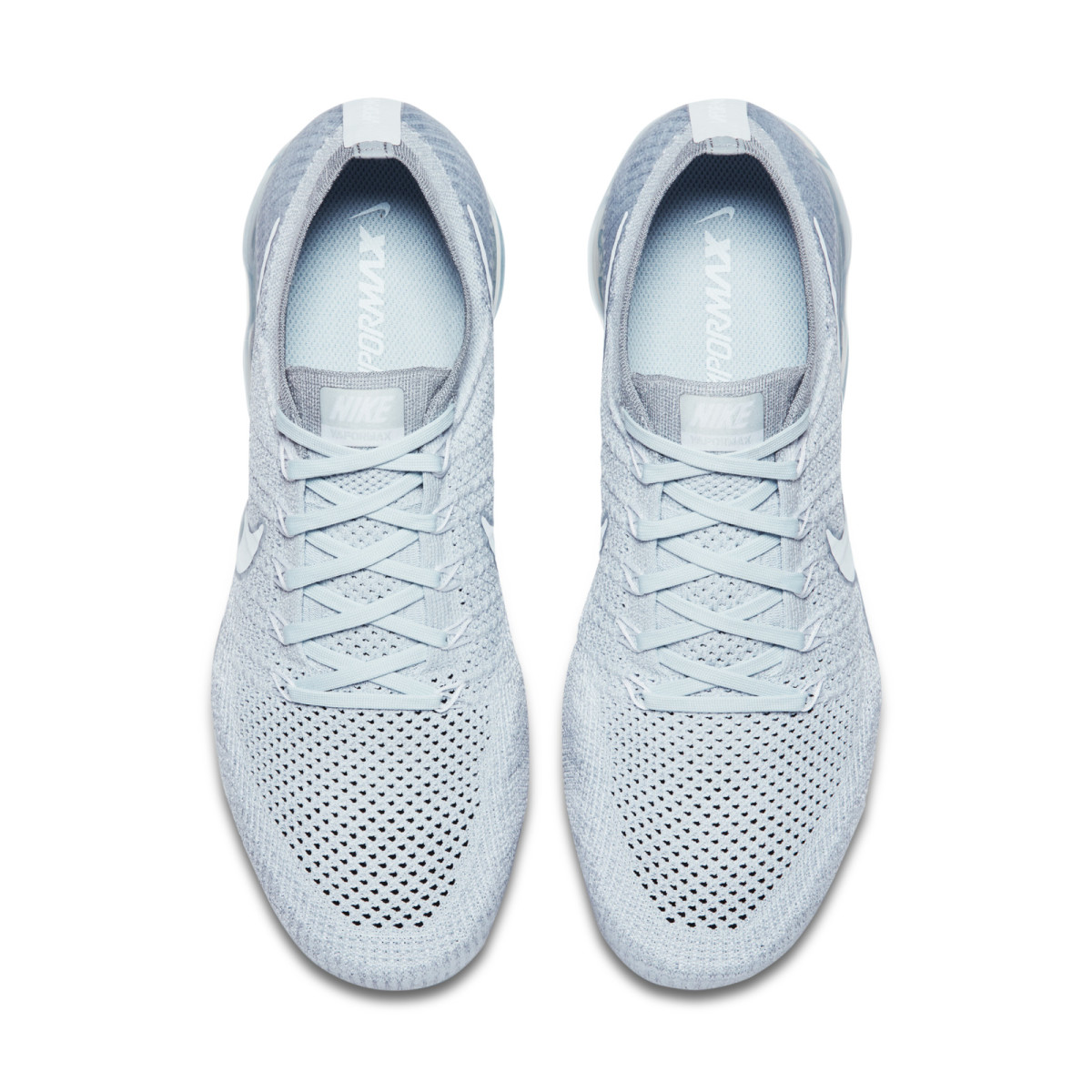 Nike_Air_VaporMax_Flyknit_Platinum_7_native_1600 copy.jpg